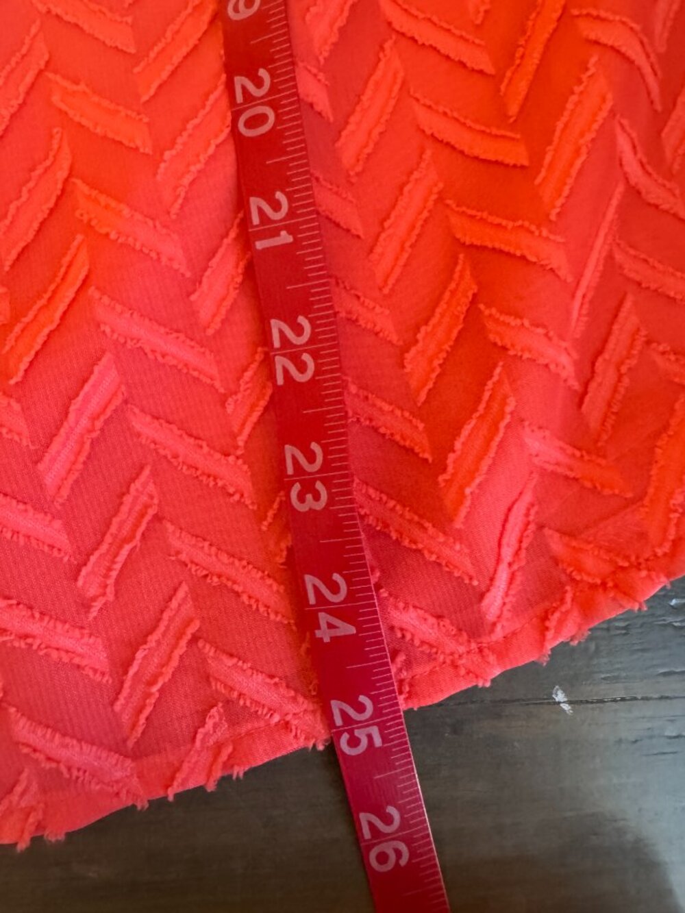 New Market & Spruce Ezide Sleeveless Blouse in Textured Coral - Picture 10 of 10